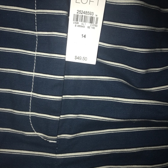 HOST PICK🎉 NWT loft shorts - Picture 3 of 3